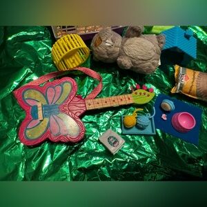 American Girl doll butterfly guitar, woodchuck, small animal cage & accessories